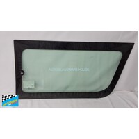 suitable for TOYOTA TOWNACE CR31 IMPORT - 1992 to 1996 - VAN - PASSENGERS - LEFT SIDE SLIDING DOOR WINDOW GLASS - 1 HOLE - GREEN - NEW