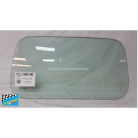 KIA CERES KNCSB111 - 1/1992 TO 6/2000 - CAB CHASSIS - REAR WINDSCREEN GLASS (NOT HEATED) - GREEN (630 x 325) - NEW