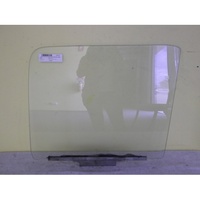 FORD F100 - 1973 TO 1981 - UTE - DRIVERS - RIGHT SIDE FRONT DOOR GLASS - CURVED - CLEAR - NEW (LIMITED STOCK)