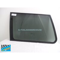 MITSUBISHI PAJERO NH/NJ/NK/NL - 5/1991 to 4/2000 - 4DR WAGON LWB - LEFT SIDE REAR CARGO GLASS - SQUARED CORNER (815MM WIDE) - (Second-hand)