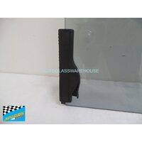 MITSUBISHI L300 EXPRESS SF/SG/SH/SJ - 10/1986 TO 12/2013 - RIGHT SIDE REAR SLIDING GLASS - 1/2 KINGSLEY GLASS - LATE FRAME (SMALL) - 415H X 465W - NEW