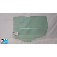 VOLVO V70 T6 - 12/2007 to 12/2013 - BW - PASSENGERS - LEFT SIDE REAR DOOR GLASS - GREEN - 1 HOLE - TEMPERED - NEW