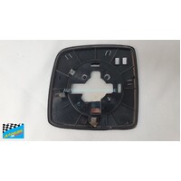 HYUNDAI iLOAD KMFWBH / iMAX KMHWH - 2/2008 to CURRENT - VAN - RIGHT SIDE GENUINE MIRROR WITH BACKING PLATE - (SECOND-HAND)