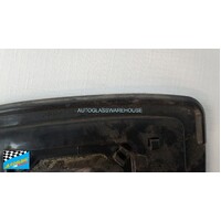 MAZDA MPV LW - 8/1999 to 12/2006 - 5DR VAN - DRIVERS - RIGHT SIDE CURVED MIRROR - WITH BACKING PLATE PP< FLAT LC90 R - 170MM X 130MM - (SECOND HAND) 