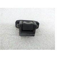 NISSAN PATROL MQ/GQ - 6/1980 to 12/1997 - 5DR WAGON - SLIDING REAR GLASS LATCH - (Second-hand)