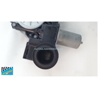 TOYOTA HIACE ZX/ZR SLWB/LWB - 2019 TO CURRENT - VAN - PASSENGERS - LEFT SIDE FRONT WINDOW REGULATOR - (SECOND-HAND)