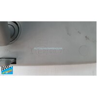 RENAULT KANGOO X61 LWB - 1/2013 to CURRENT - VAN - CENTER INTERIOR REAR VIEW MIRROR - E2 02 05028 - E2 00 708 - GREY - (SECOND-HAND)