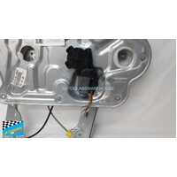 NISSAN DUALIS J10 - 5 SEATER - 10/2007 to - 6/2014 - 4DR WAGON - DRIVERS - RIGHT SIDE FRONT DOOR WINDOW REGULATOR - (SECOND-HAND)