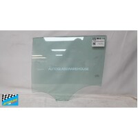 RENAULT MEGANE X84 - 12/2003 to 8/2010 - 4DR SEDAN - PASSENGERS - LEFT SIDE REAR DOOR GLASS - GREEN - NEW