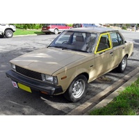 suitable for TOYOTA COROLLA KE70 - 1/1981 to 1/1985 - SEDAN/WAGON- LEFT SIDE FRONT DOOR GLASS - SHORT 675MM