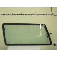 NISSAN NOMAD C22 - 12/1986 to 12/1993 - VAN - PASSENGERS - LEFT SIDE REAR VENTED GLASS - 4 HOLES  -(Rnd top front crn)