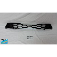 KIA CERATO - 2024 - GRILL ASSY RADIATOR - (86350 - M6510) -  1 ONLY - (CHIPPED RIGHT CORNER SEE PHOTO)