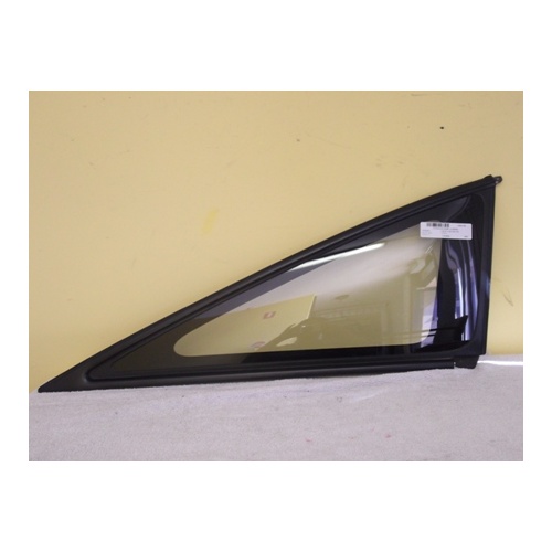 suitable for TOYOTA CELICA ZZT230/231 - 11/1999 to 10/2005 - 5DR LIFTBACK - DRIVERS - RIGHT SIDE REAR OPERA GLASS- ENCAPSULATED - NEW