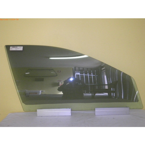 VOLVO V70 / XCV70 (CROSS COUNTRY) - 3/2000 TO 12/2007 - 4WD WAGON - DRIVERS - RIGHT SIDE FRONT DOOR GLASS - (Second-hand)