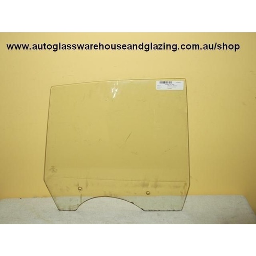 NISSAN 240K - 4DR SEDAN 1973>1978 - RIGHT SIDE REAR DOOR GLASS - (Second-hand)