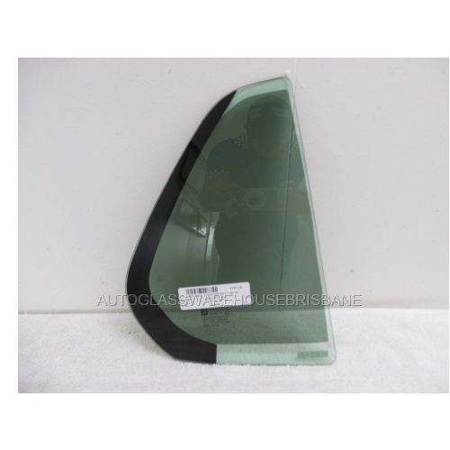 HOLDEN TRAXX TJ - 09/2013 to CURRENT - 4DR WAGON - DRIVERS - RIGHT SIDE REAR QUARTER GLASS - (Second-hand)