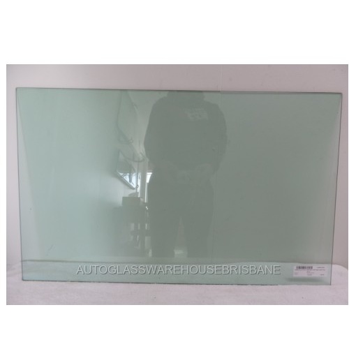 KUBOTA KX080 3/4 - TRUCK - LOWER FRONT WINDSCREEN GLASS - 830 WIDE X 505 HIGH - NEW