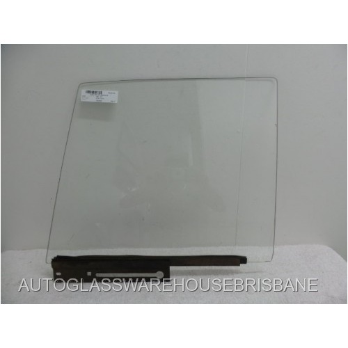 BMW 2000 - 1/1962 to 1/1975 - 4DR SEDAN - PASSENGER - LEFT SIDE FRONT DOOR GLASS  - (SECOND-HAND)