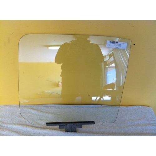 HOLDEN GEMINI TE - 3/1975 to 4/1985 - 4DR SEDAN - PASSENGERS - LEFT SIDE REAR DOOR GLASS - (Second-hand)