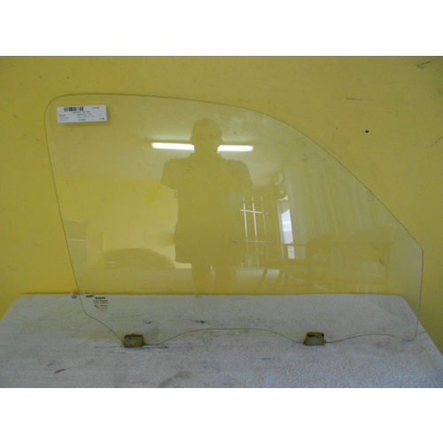 NISSAN MICRA K11 - 5DR HATCH 8/95>2002 - RIGHT SIDE FRONT DOOR GLASS