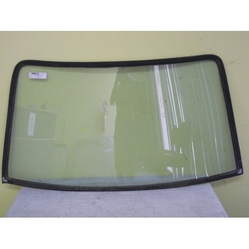 FORD ESCORT MK 11 - 1974 TO 1981 - 4DR SEDAN - REAR WINDSCREEN GLASS - CLEAR - (Second-hand)