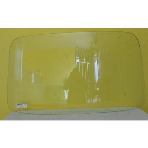 VOLKSWAGEN TYPE111 - 1963 to 1974 - 2DR FASTBACK - REAR WINDSCREEN GLASS - (Second-hand)