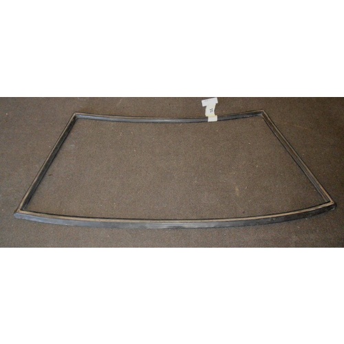 MAZDA 323 - 4DR SEDAN 10/80>9/85 - REAR WINDSCREEN RUBBER - (Second-hand)