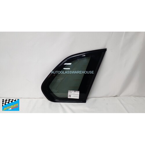 BMW X5 E70 - 4/2007 to 8/2013 - 4DR WAGON - DRIVER - RIGHT SIDE REAR OPERA GLASS - WITH ANTENNA - GREEN - (SECOND-HAND)