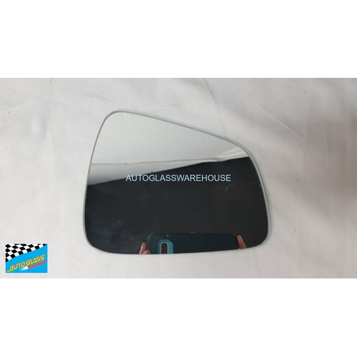 HOLDEN TRAXX TJ - 09/2013 to CURRENT - 4DR WAGON - DRIVERS - RIGHT SIDE FLAT GLASS MIRROR ONLY - 165MM W X 134MM H