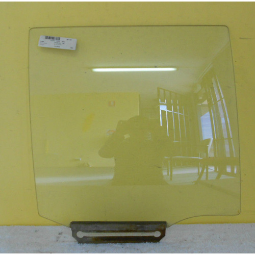 FORD LASER KA/KB - 4/5DR SEDAN/HATCH 3/81>3/83 - DRIVERS - RIGHT SIDE REAR DOOR GLASS